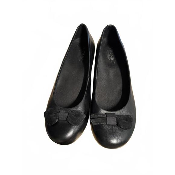 Vionic Orthaheel Women's Black Leather Flats with Bow Accent Size 8 - Picture 1 of 8